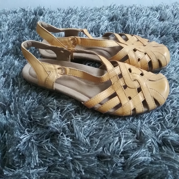 Earth Origins Belle Brielle Amber Yellow Sandals Shoes Boho Size 10M - Picture 3 of 6